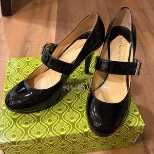Gianni Bini Patent Leather Mary Jane Pumps Sz 8M Buckle Black Pinup Retro Office